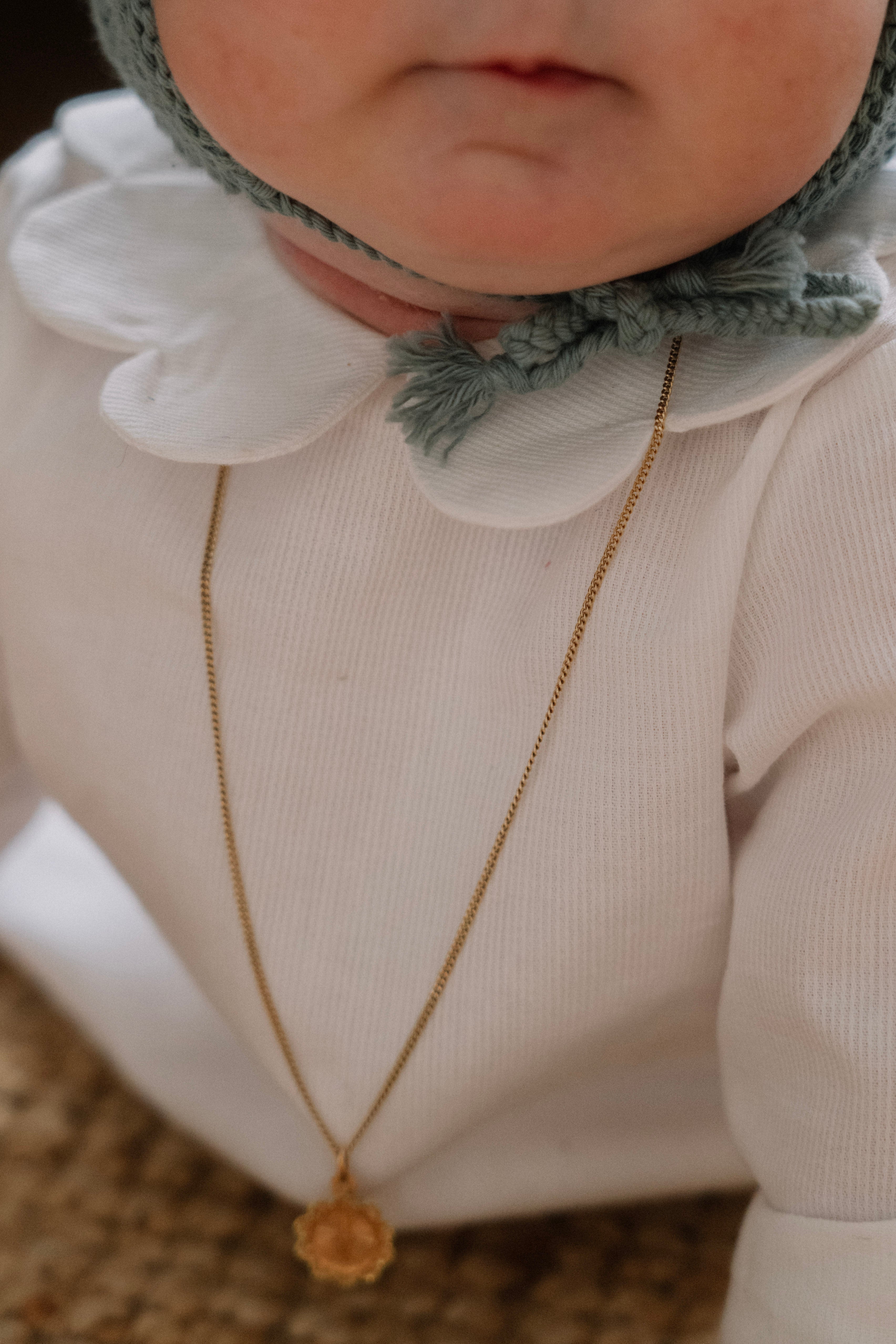 La blouse col pétales Colombine blanche
