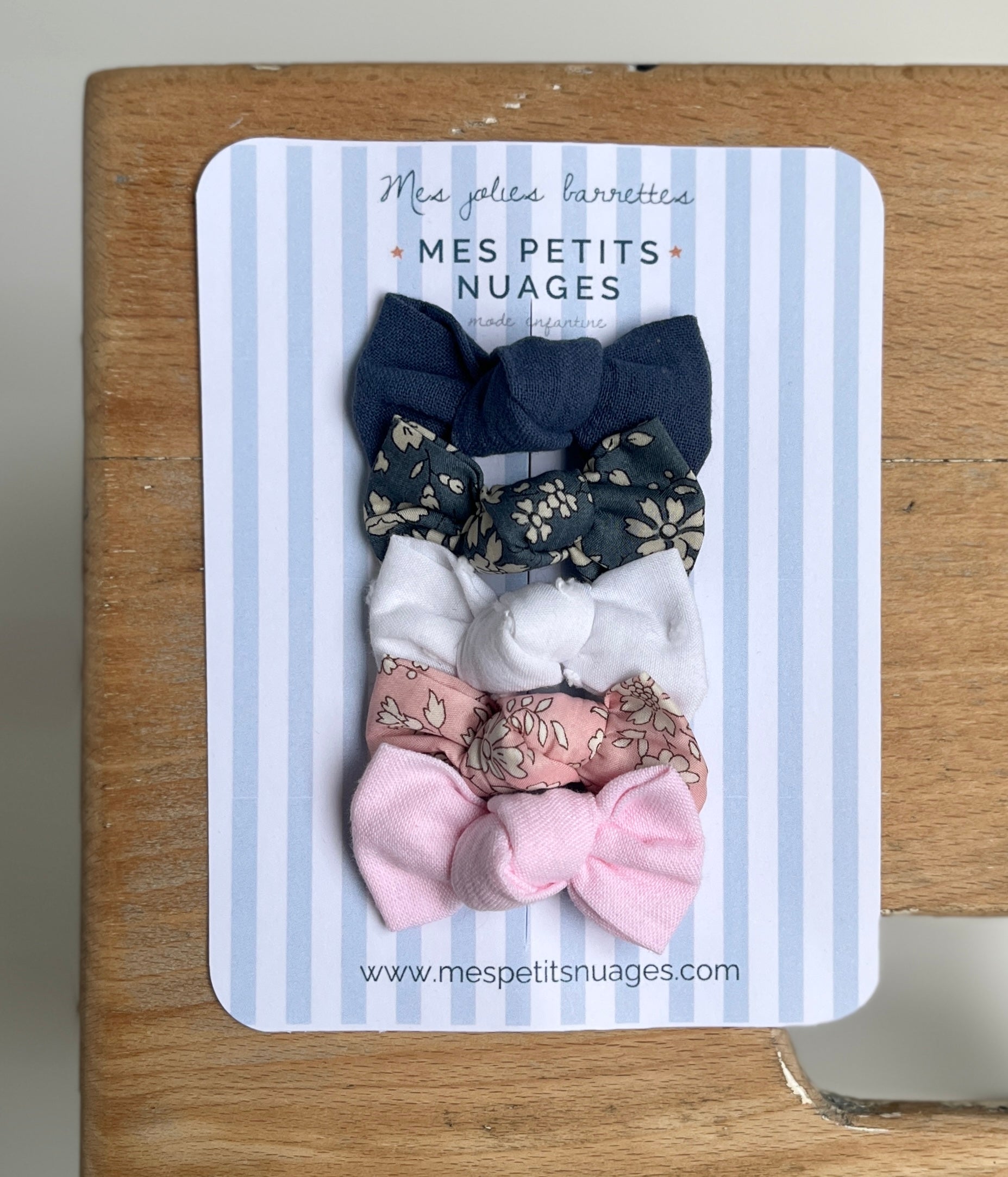 Les barrettes mini nœud Céleste - modèle 6