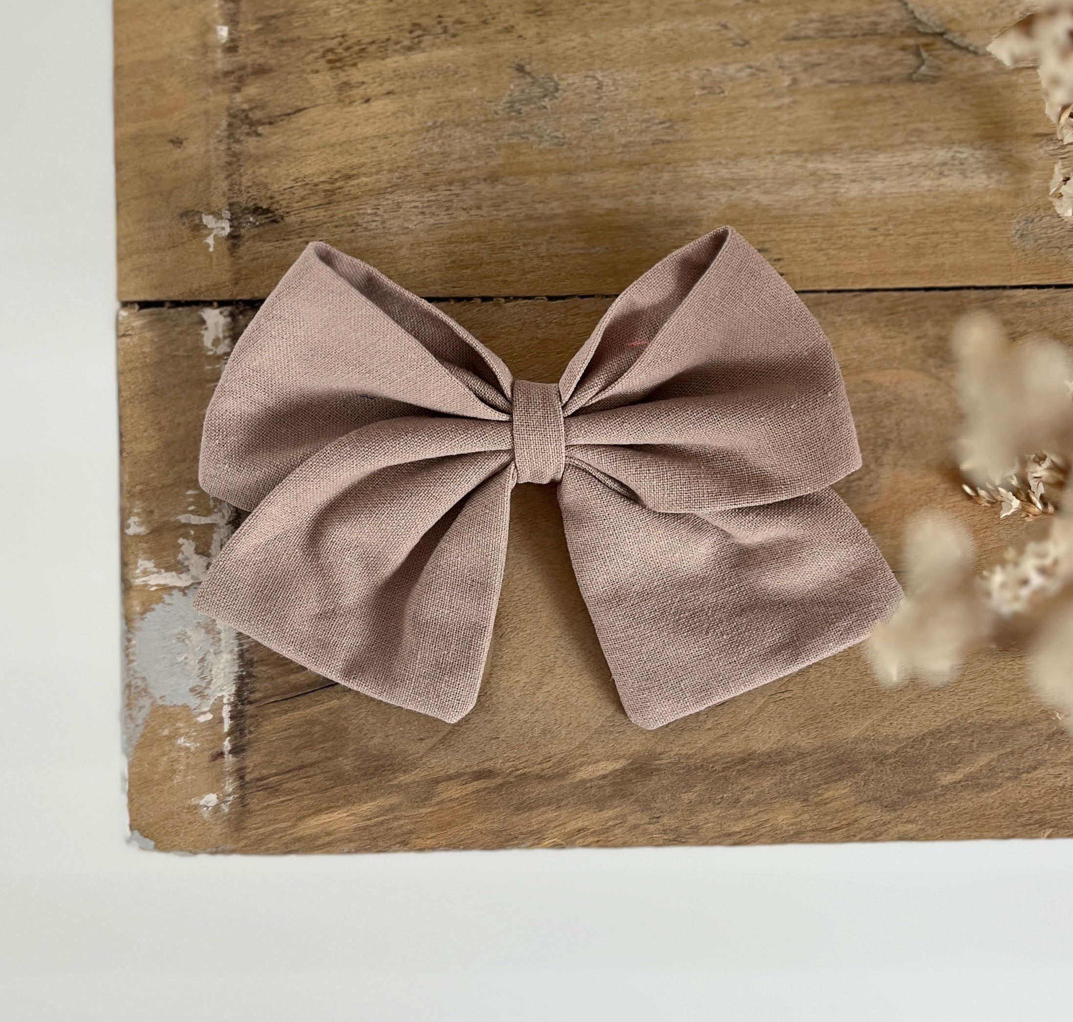 La barrette à gros noeud Brunette unie beige nougat