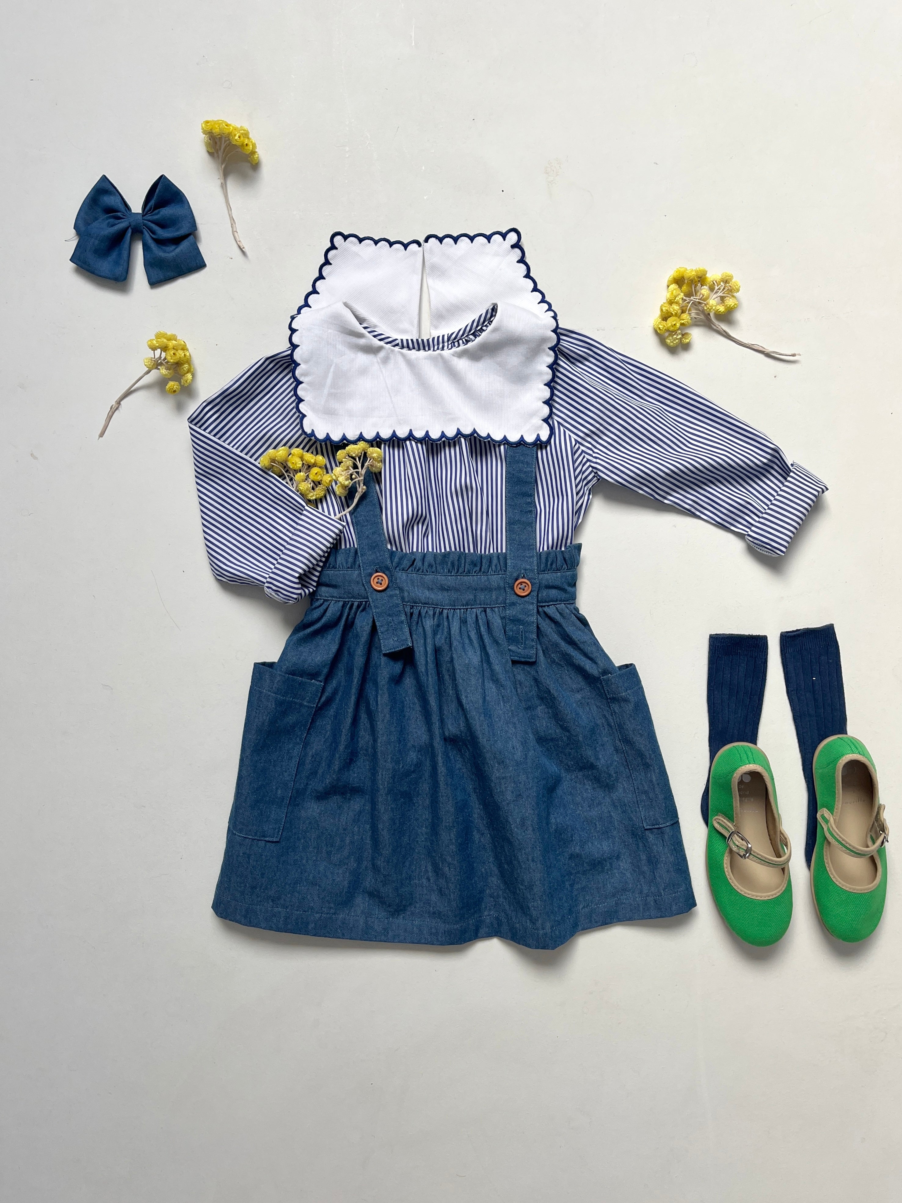 La blouse rayée bleue col festonné façon Petit Beurre