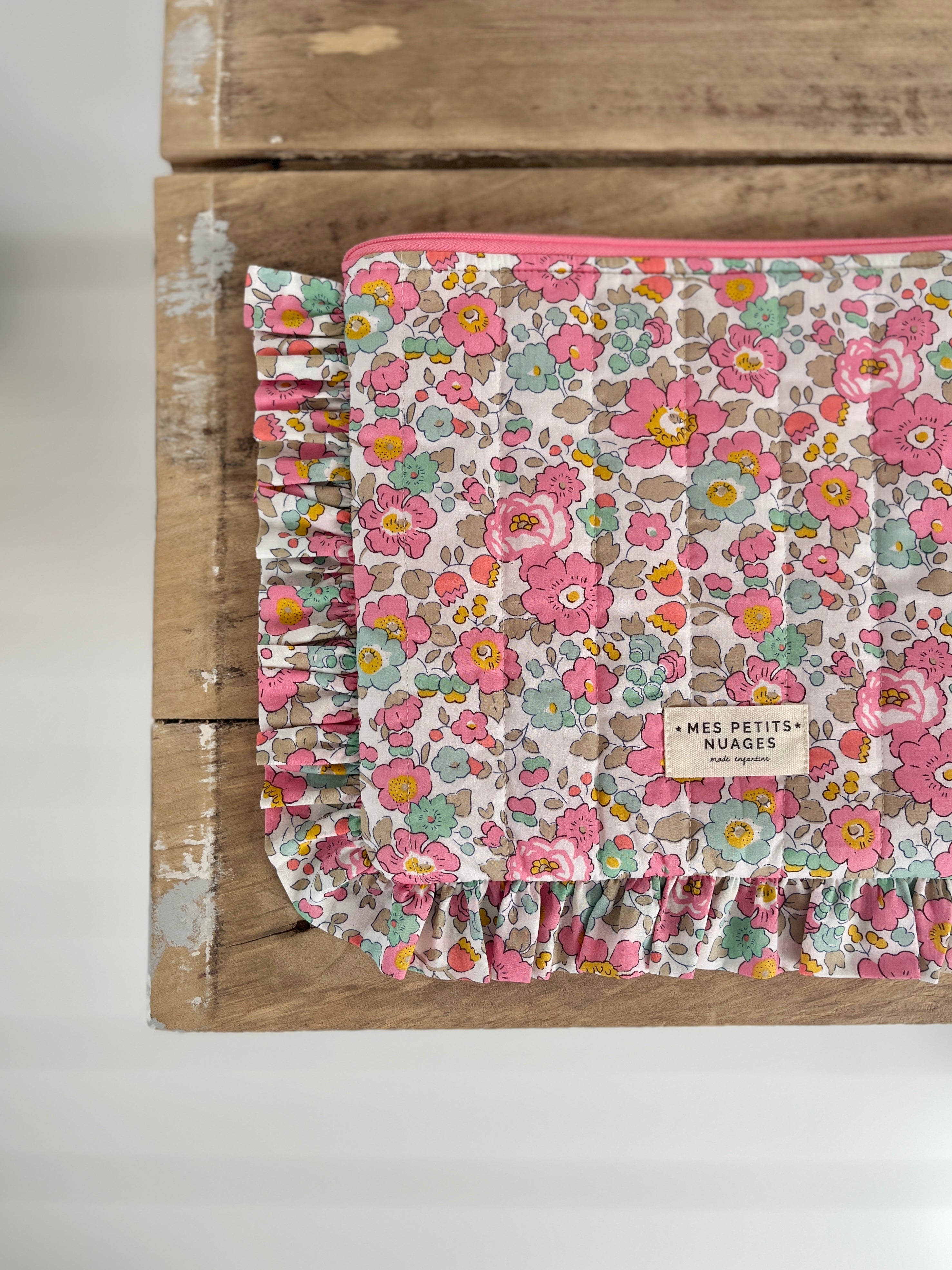 La pochette volantée Aimée Liberty