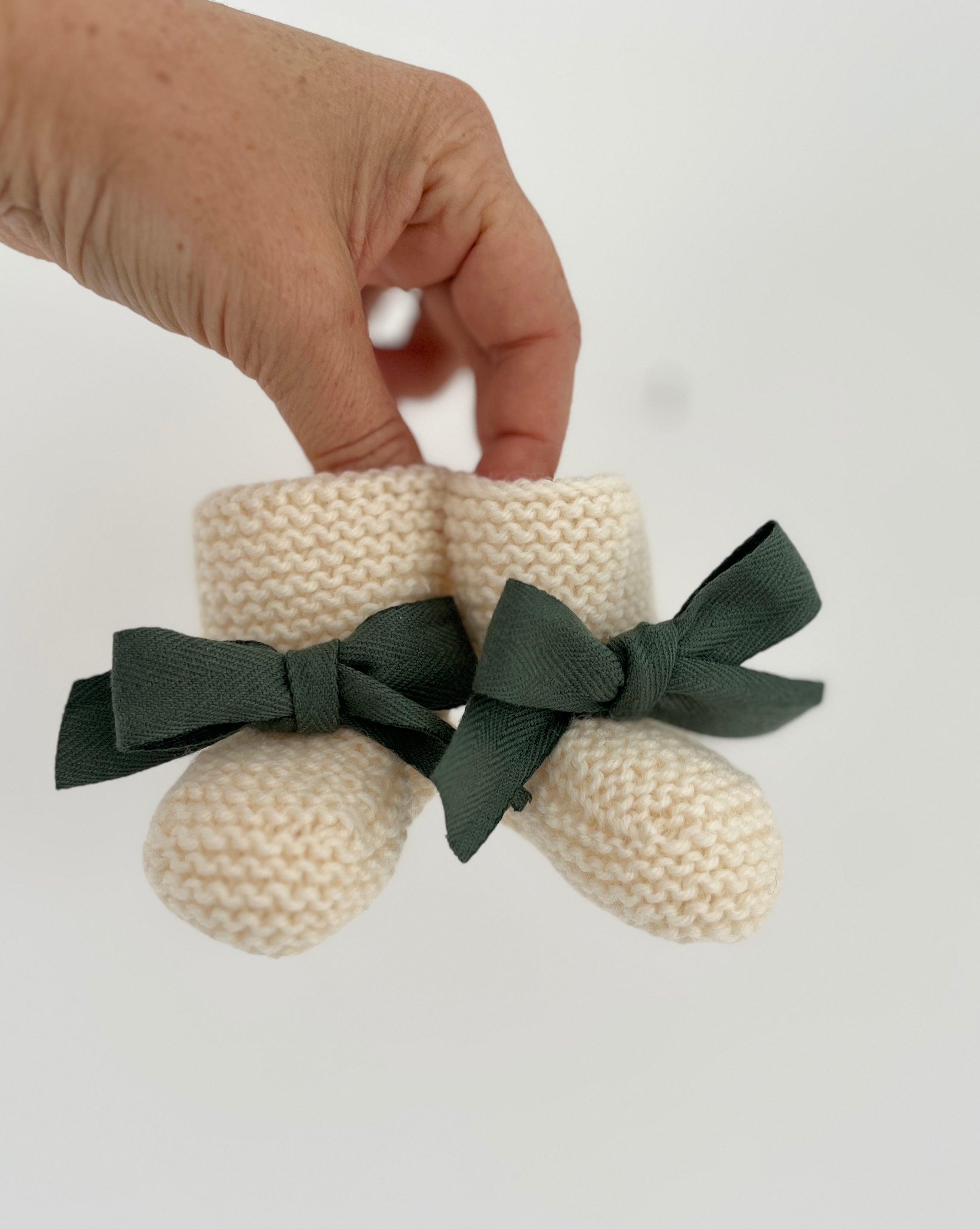 Baby chaussons tricotés Emile (laine mérinos)