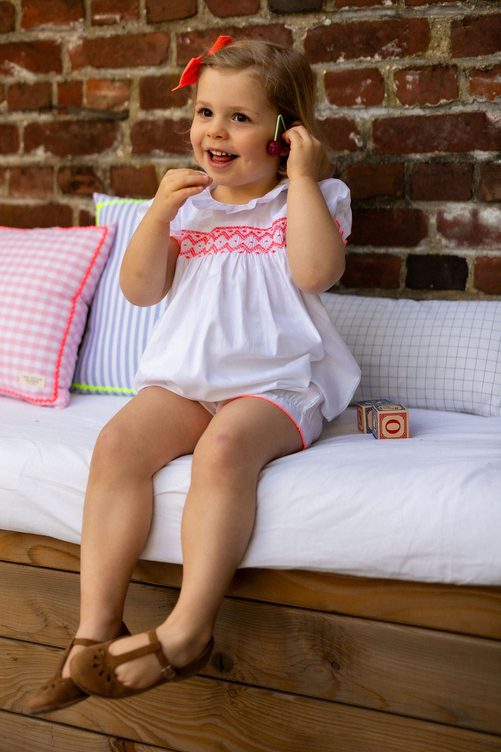 Le pyjama smockée des petites filles, Bertille