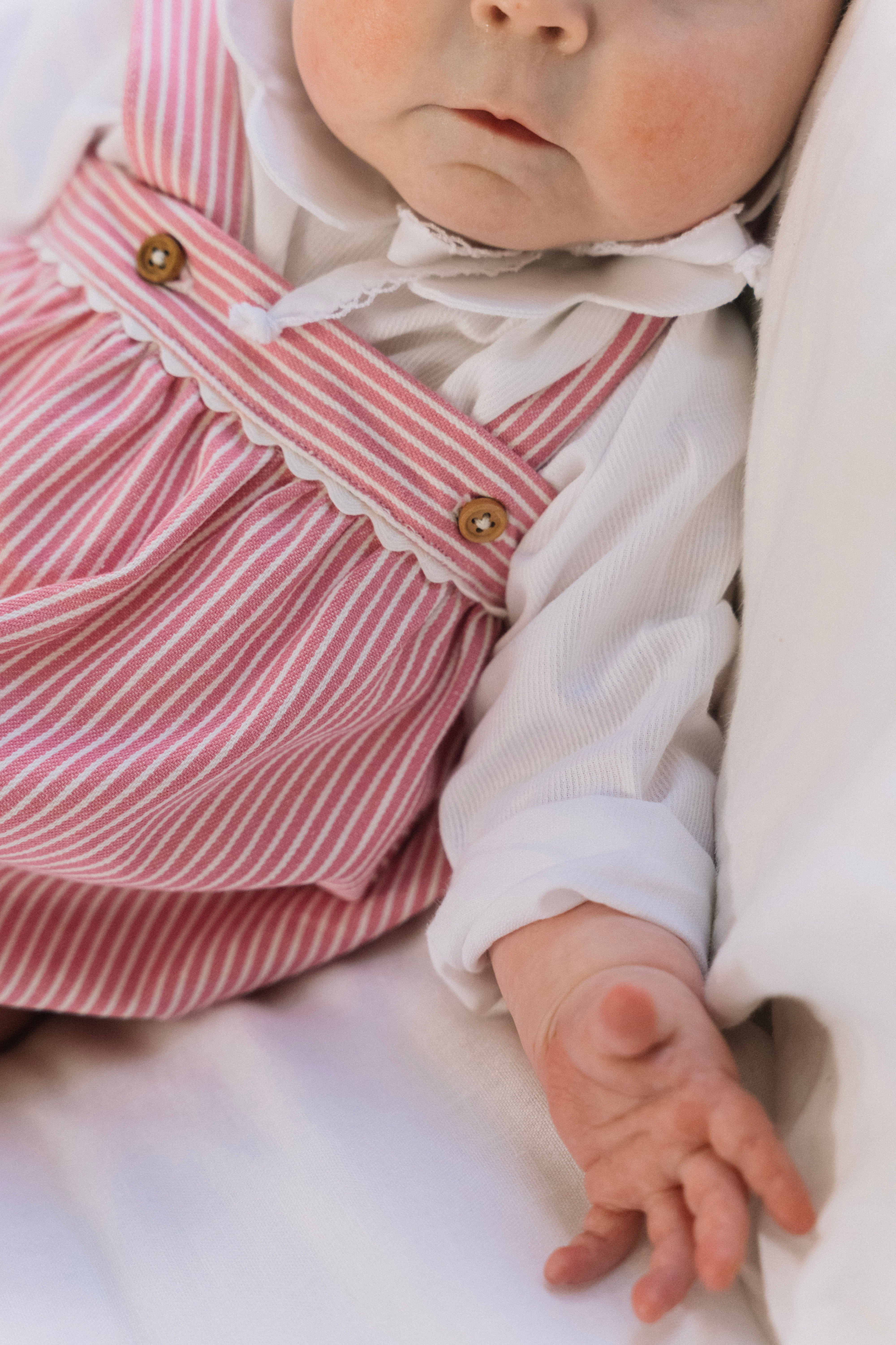 La barbot’ à bretelles Clovis en denim rayé rose