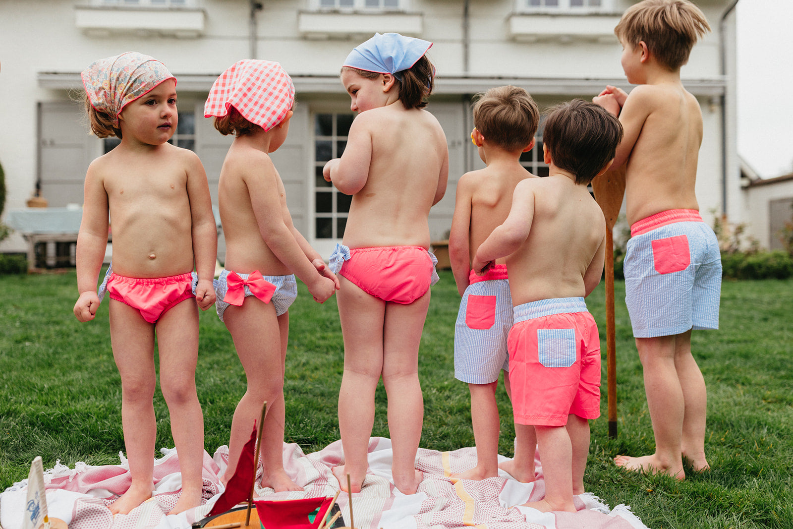 La culotte de bain Célestine rose fluo à noeuds