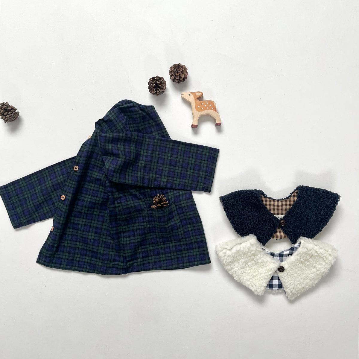 La blouse sans col Barnabé tartan vert et marine
