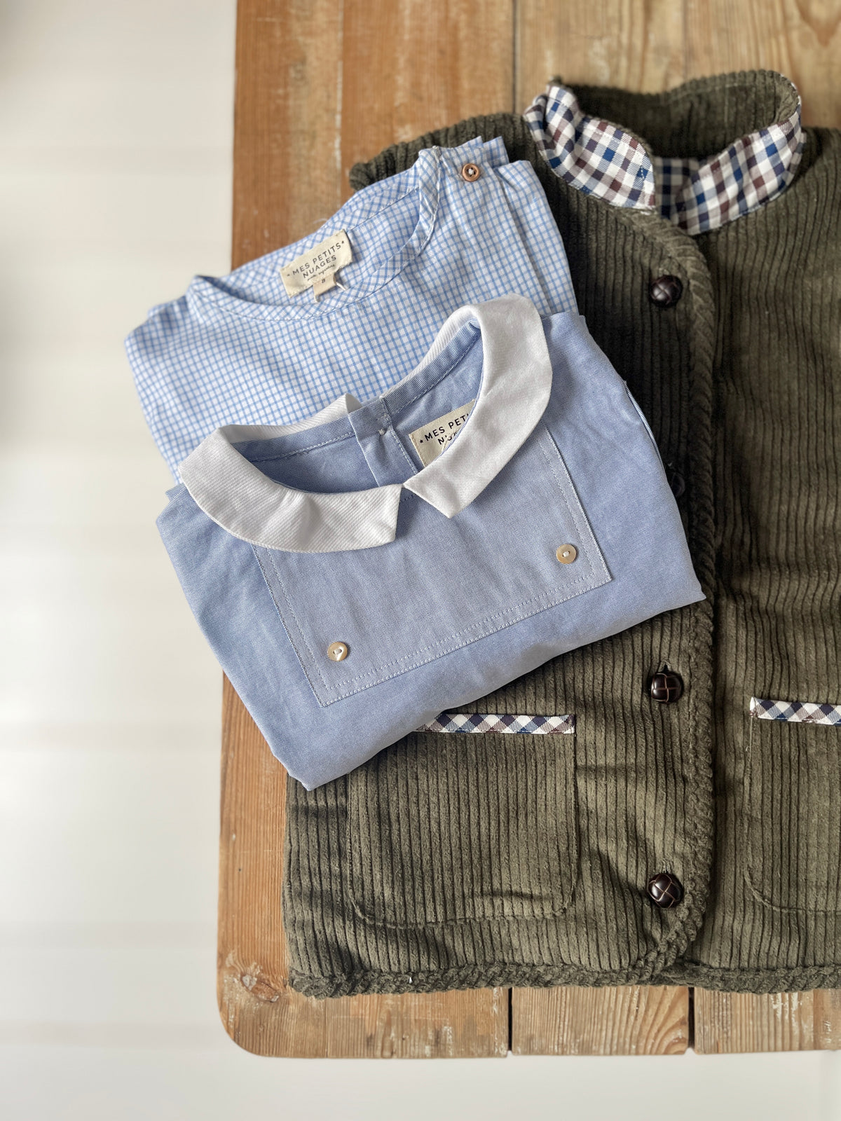 La blouse à plastron César bleue