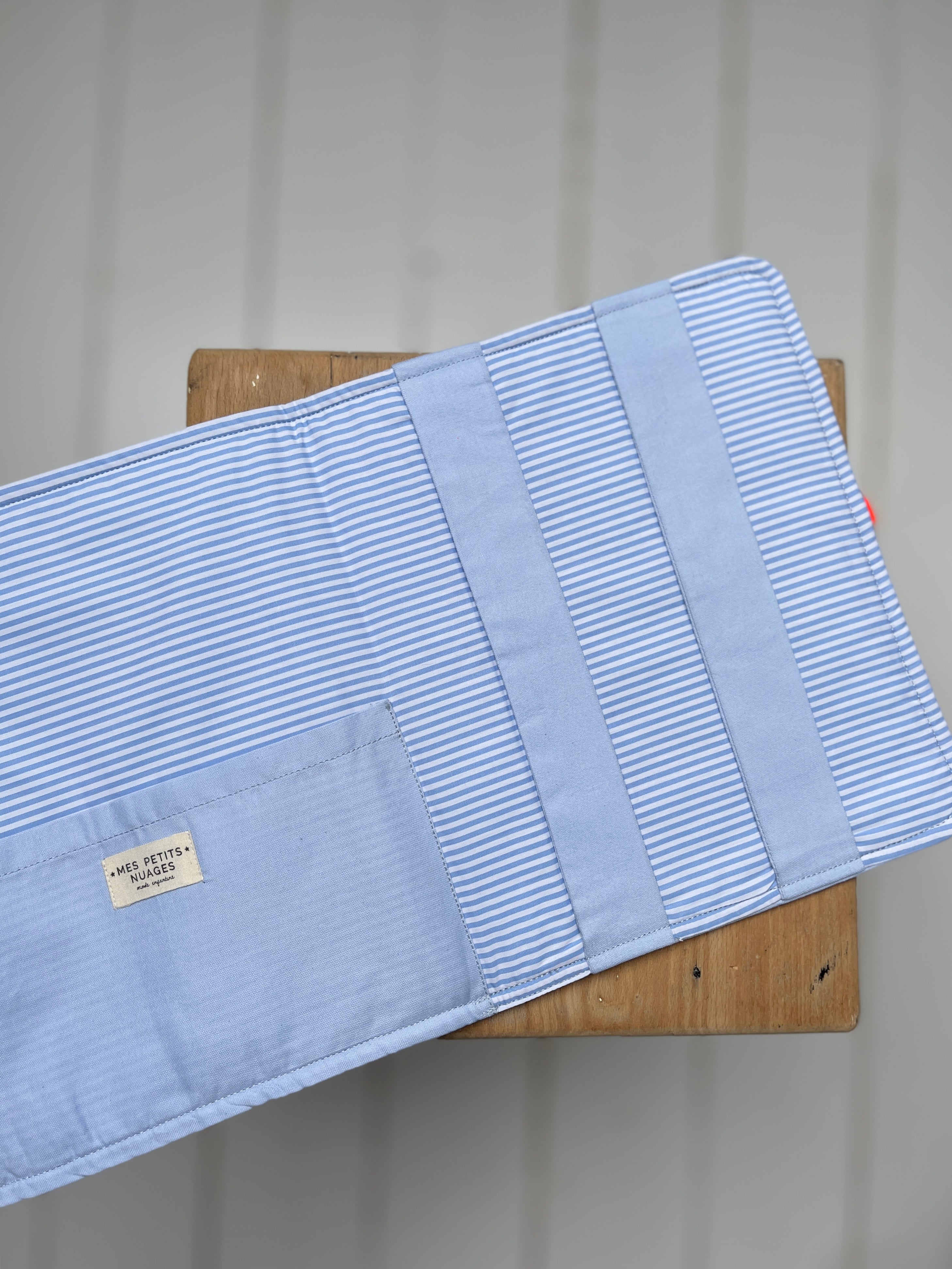 Colette, le range-barrette bleu