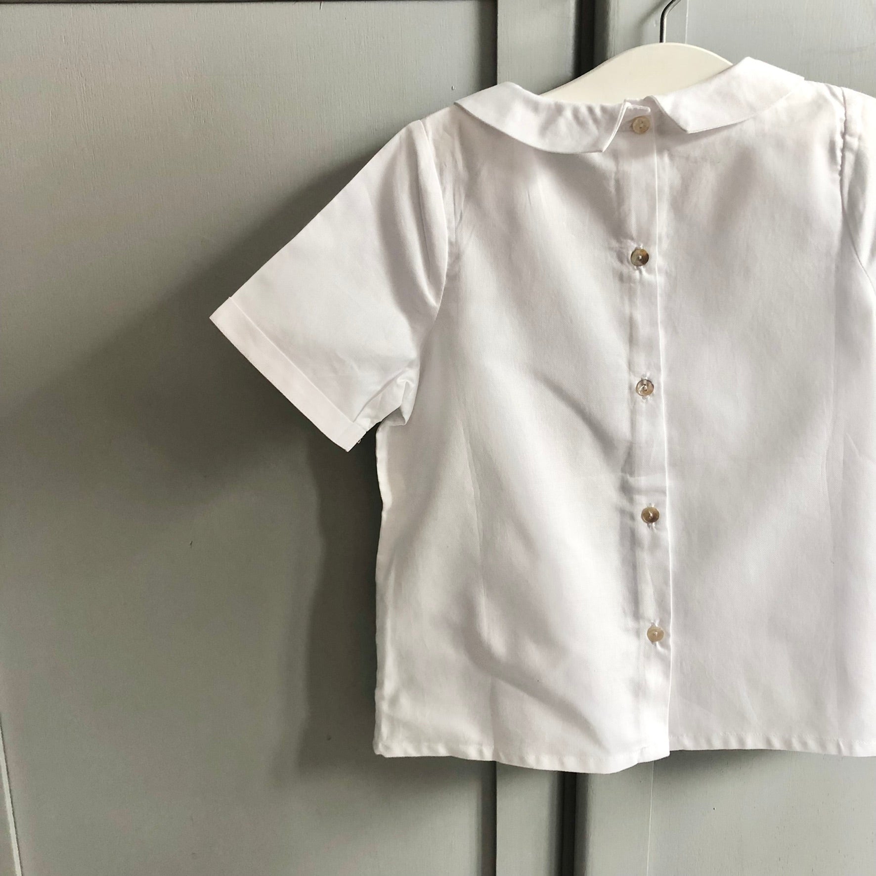 La blouse à plastron César blanche