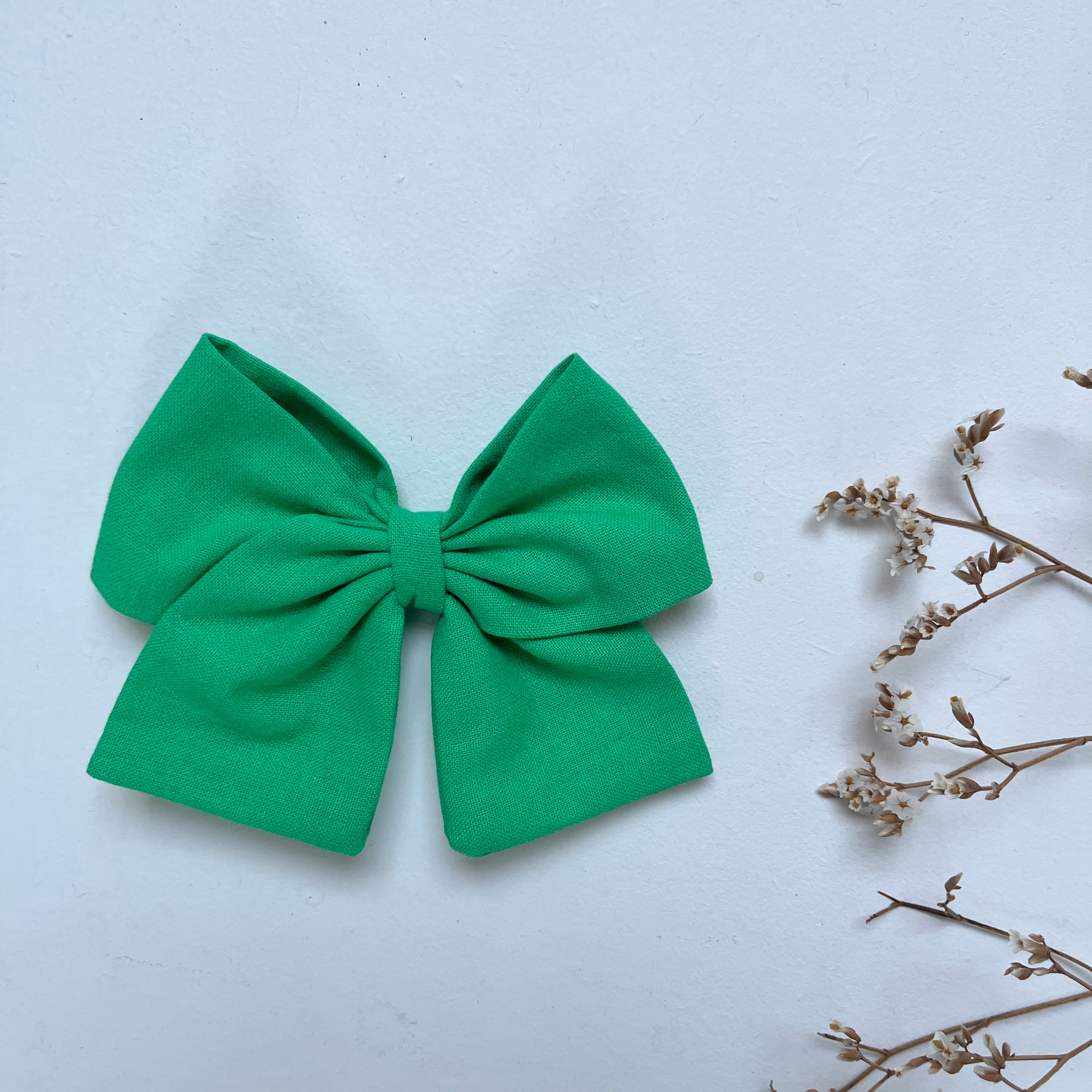 La barrette à gros noeud Brunette unie vert pep's