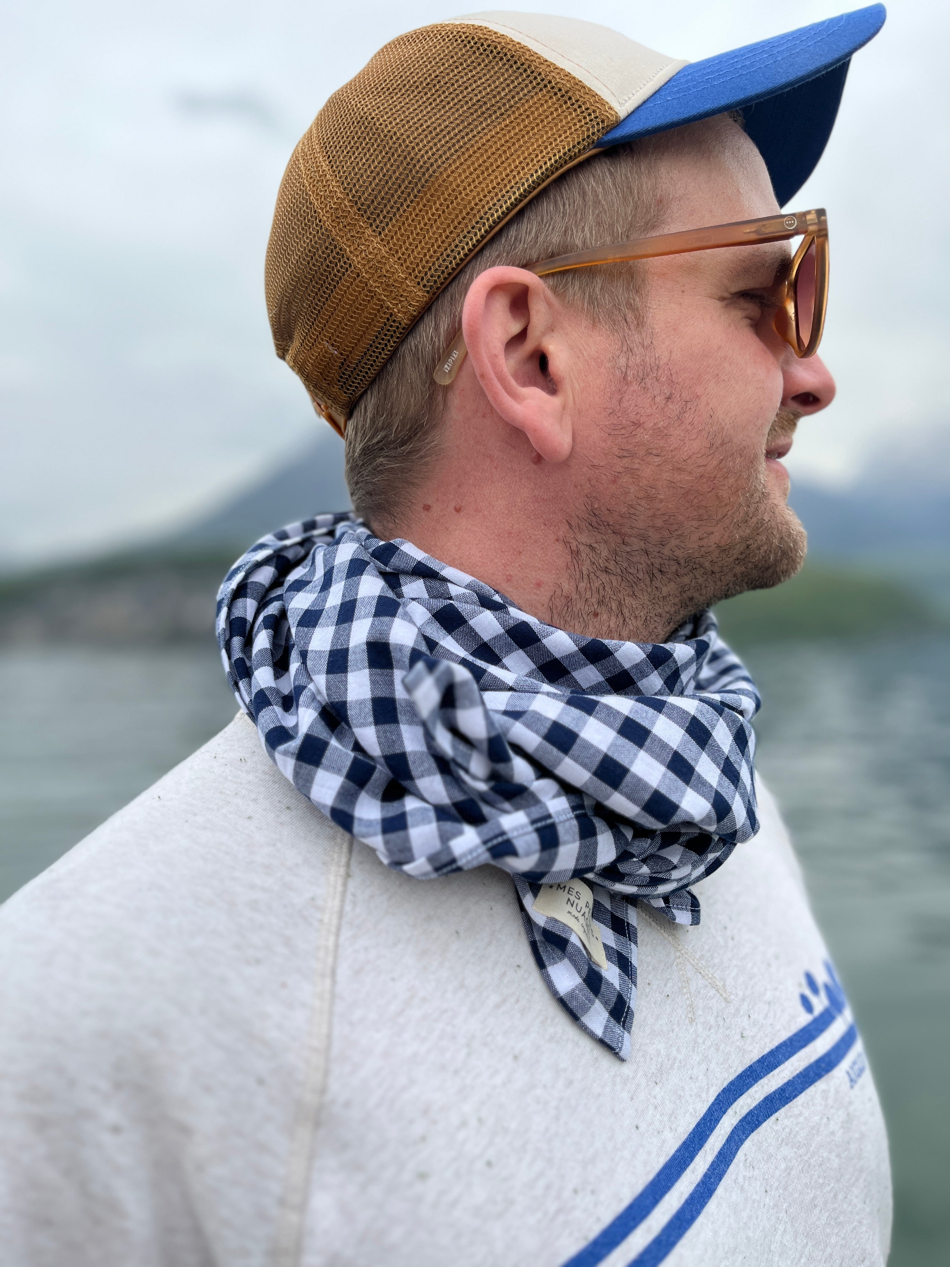 Sam, le foulard vichy marine taille adulte