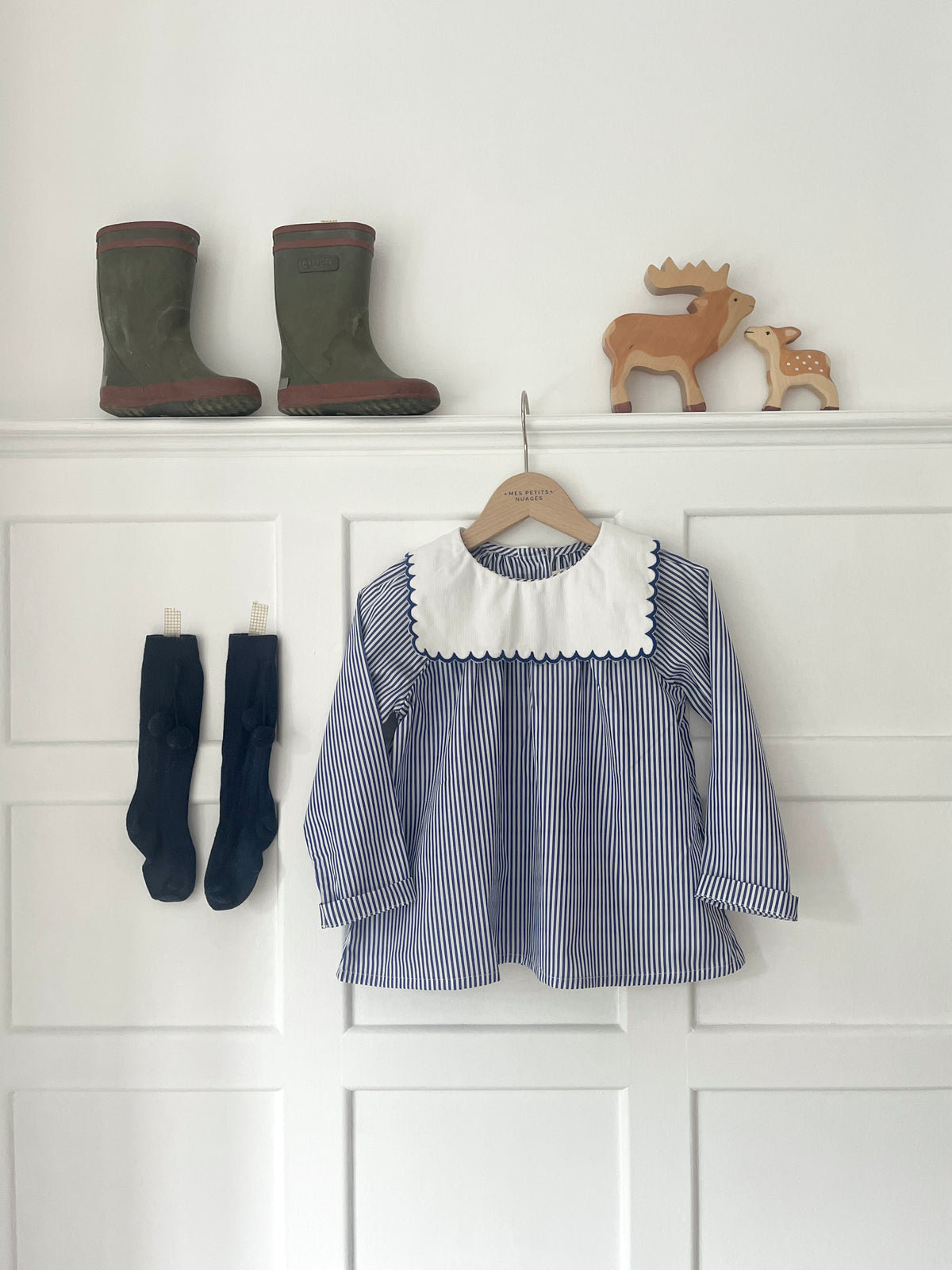 La blouse rayée bleue col festonné façon Petit Beurre