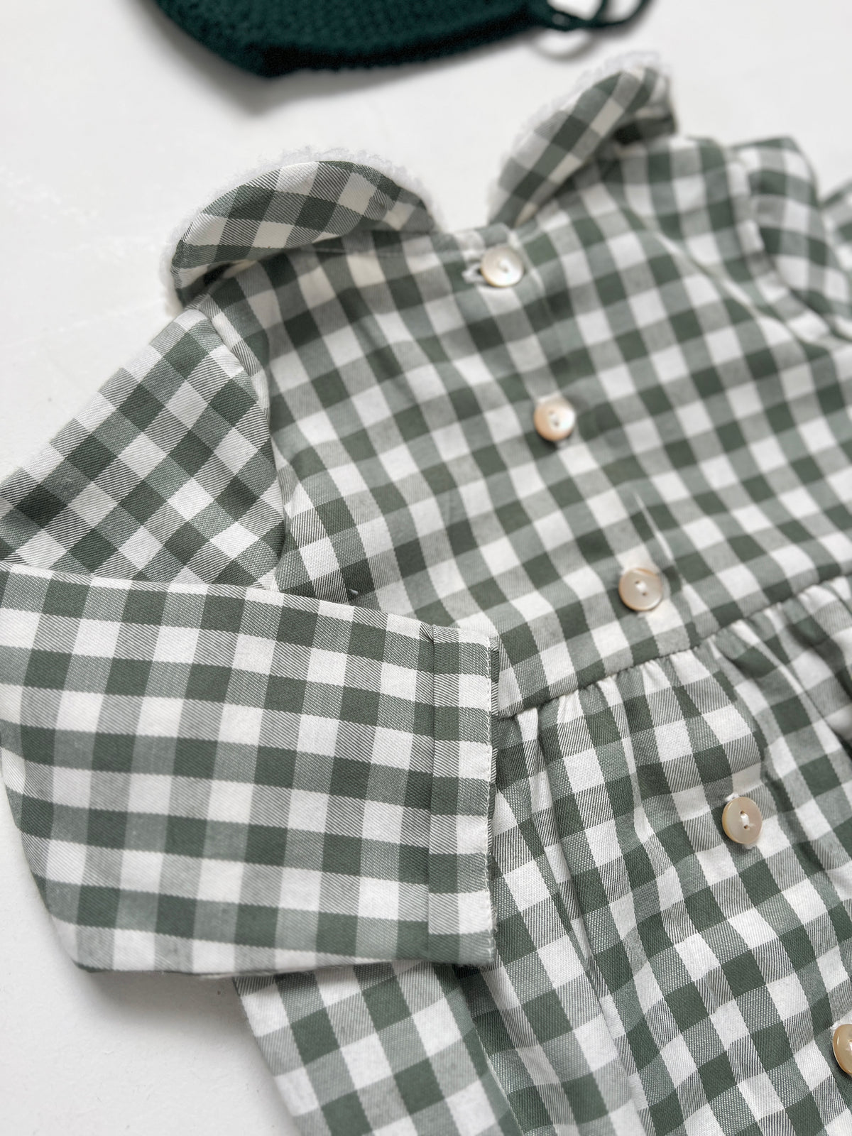 La barboteuse à manches Edgar col moumoute vichy vert