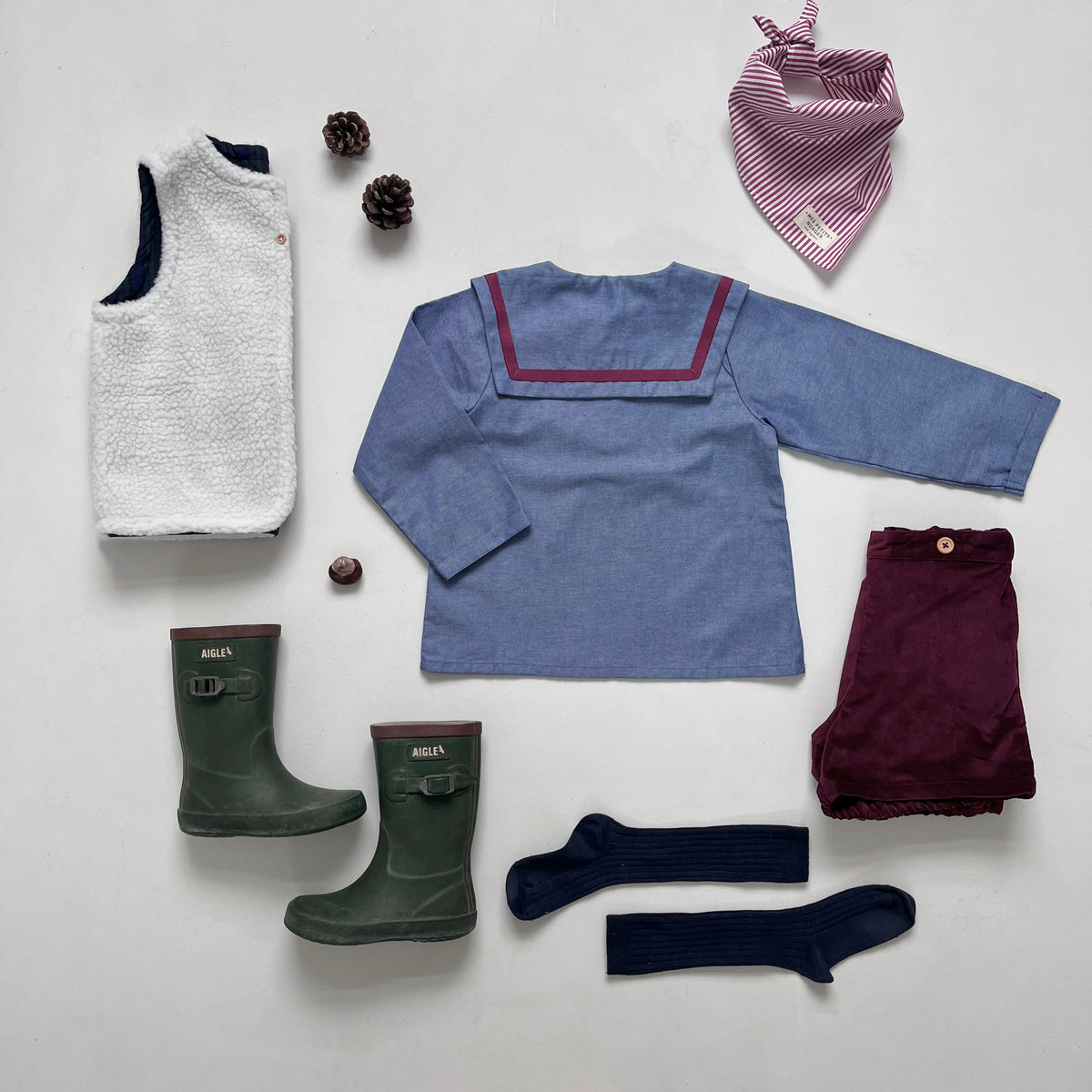La blouse à col carré Hector denim et bordeaux