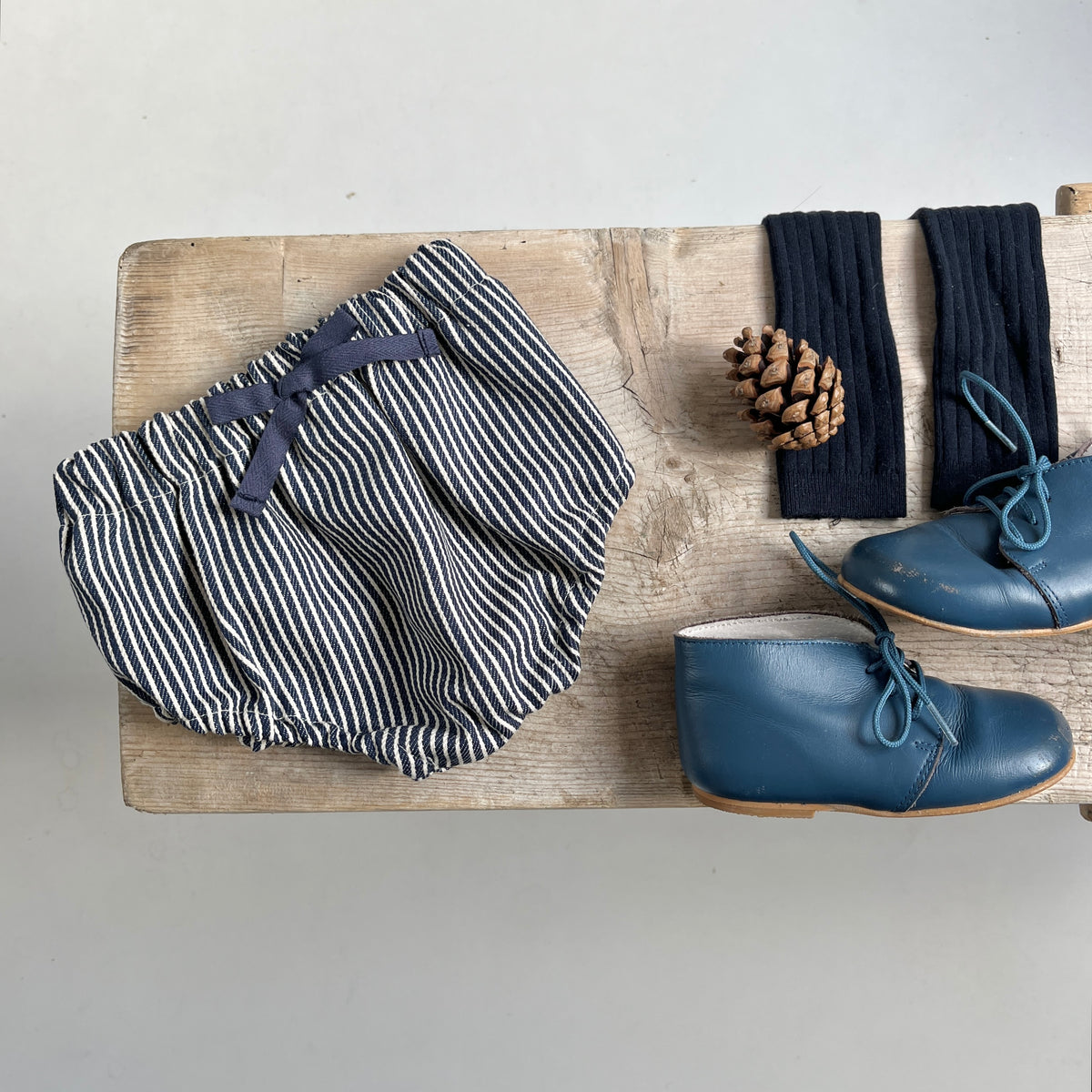 Célestin, le bloomer en denim rayé marine toile oshkosh