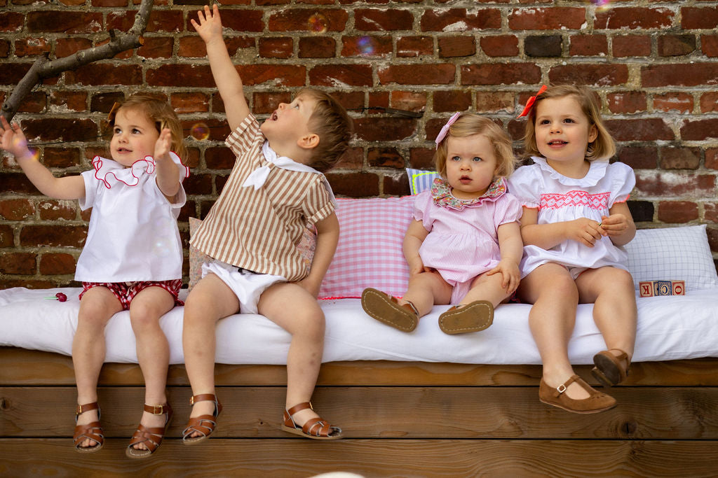 Le pyjama smockée des petites filles, Bertille