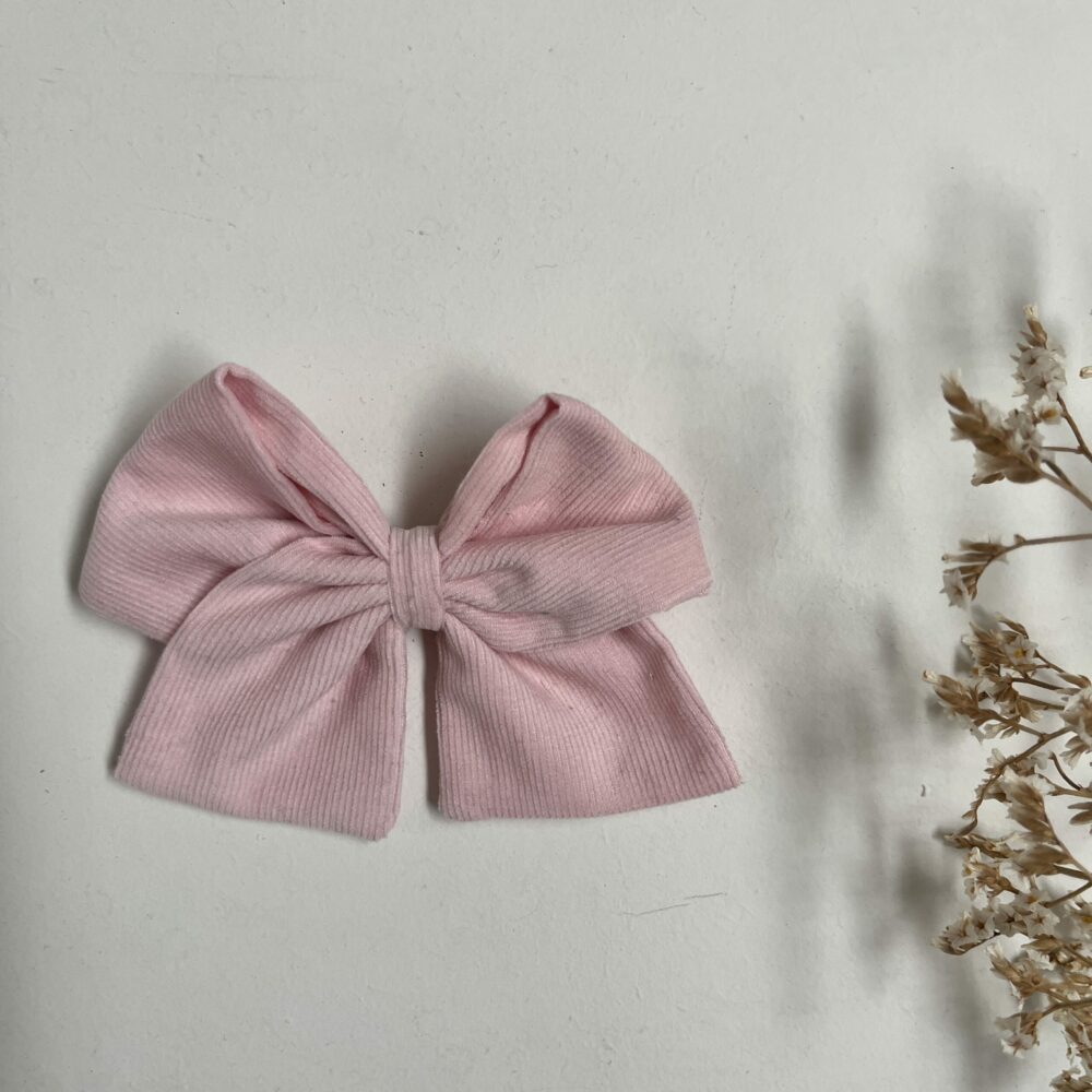 La barrette à gros noeud Brunette velours milleraies rose