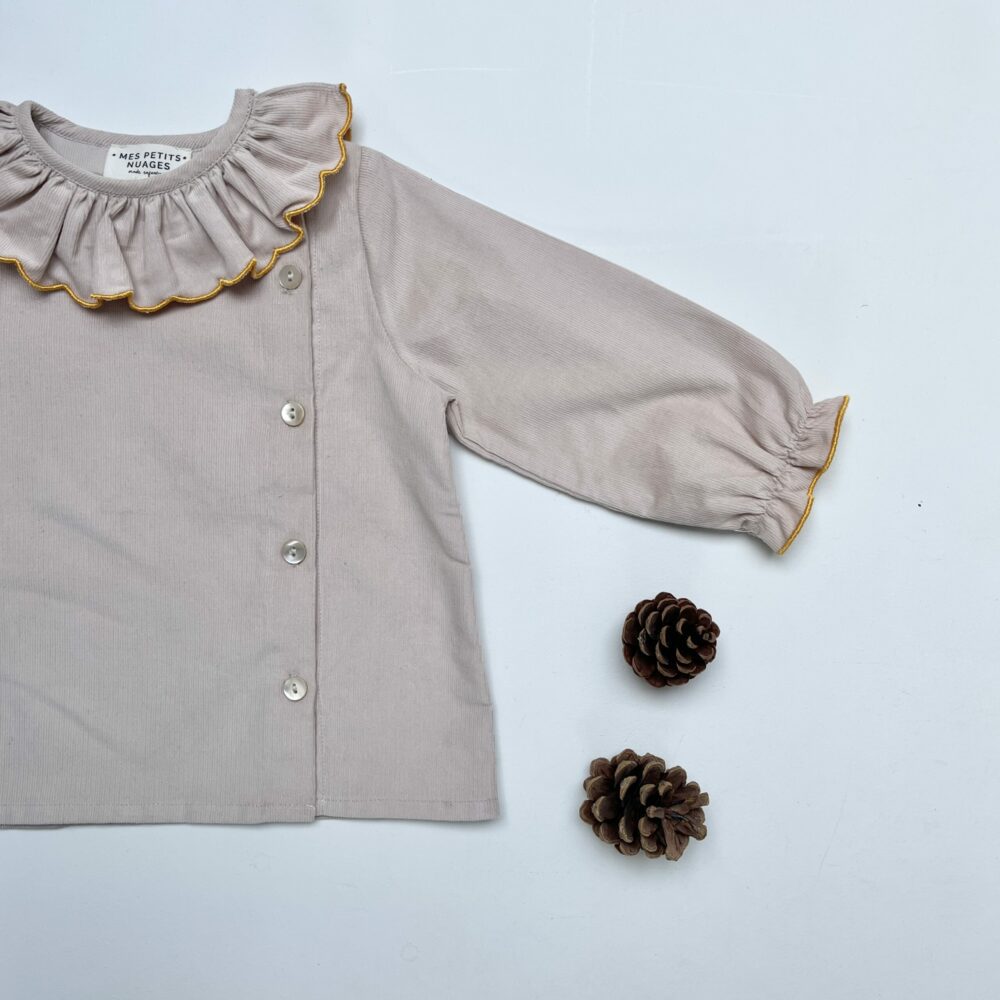 La blouse Eléonore avec col volanté festonné – Image 3