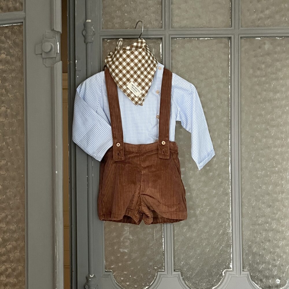 Joseph, le short à bretelles en velours écureuil