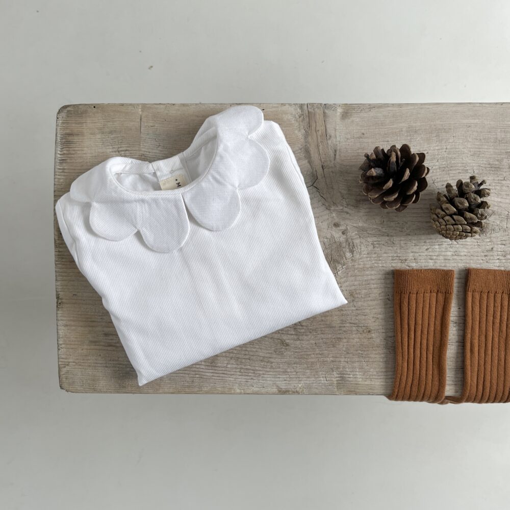 La blouse col pétales Colombine blanche