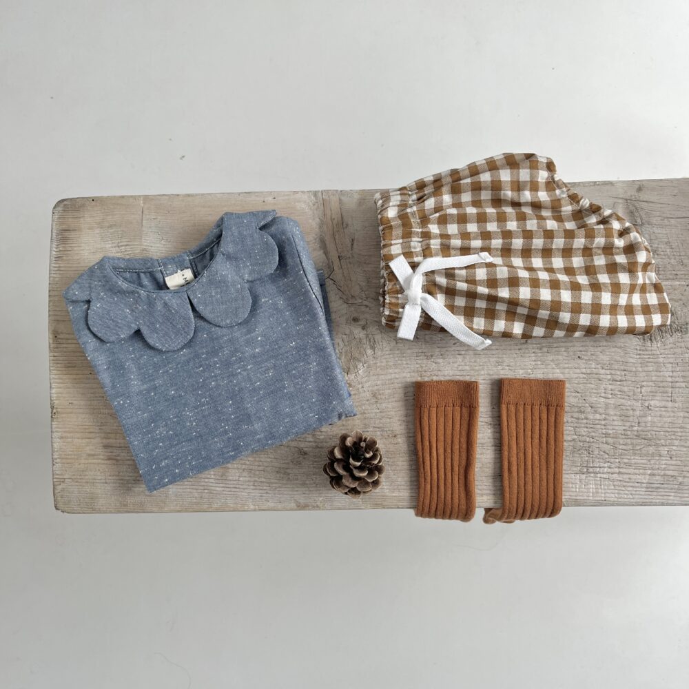 La blouse col pétales Colombine bleu chiné – Image 2